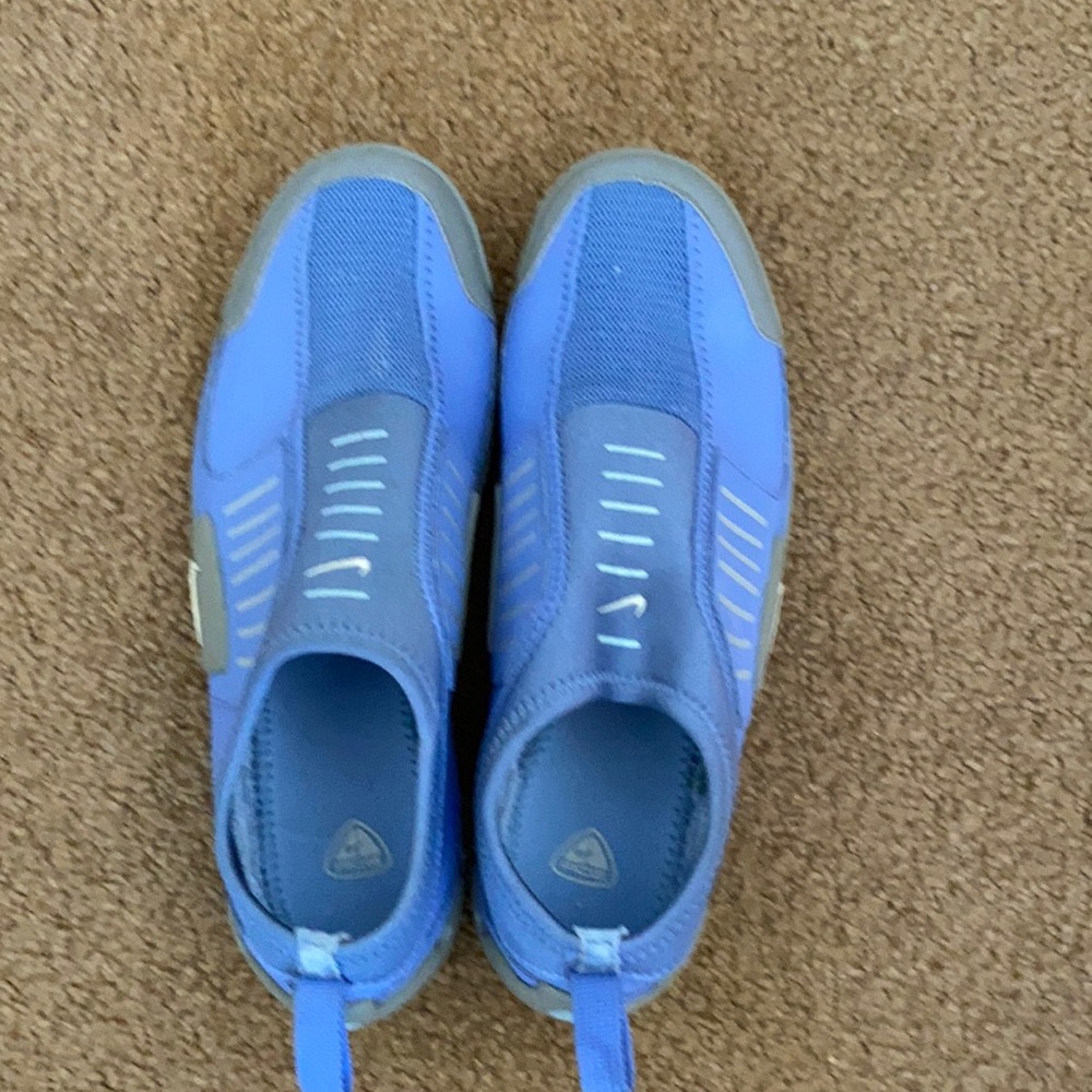 Barely worn women’s Nike water shoes